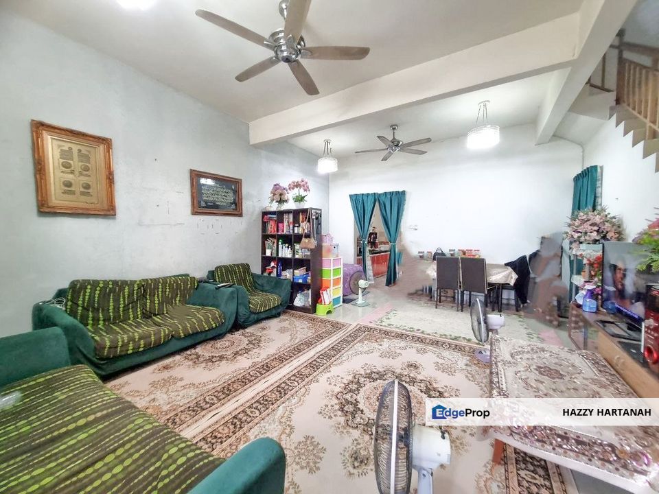 FACING OPEN. Teres Dua Tingkat Seri Pristana SP6 @ Saujana Utama, Sungai Buloh, Selangor, Sungai Buloh