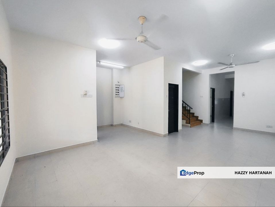 NEW REFURBISHED Double Storey Terrace Dillenia Denai Alam Shah Alam | RM750k, Selangor, Shah Alam