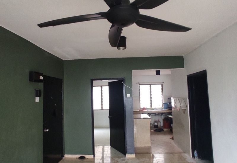 Flat PKNS, Seksyen 7