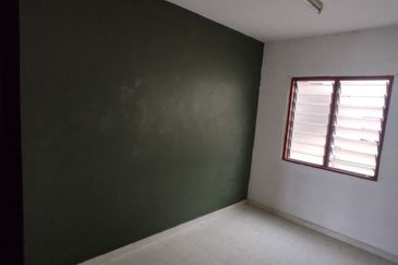 Flat PKNS, Seksyen 7