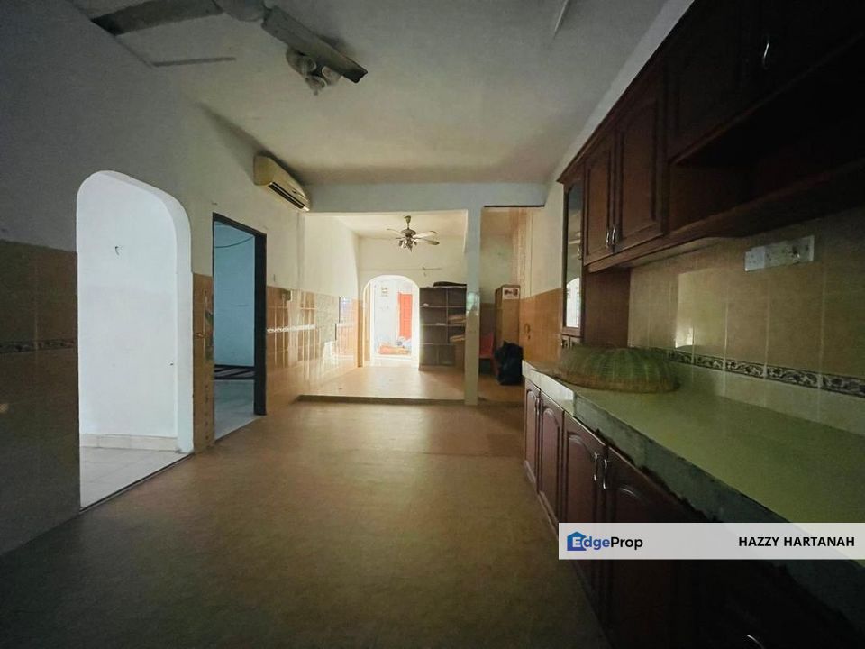 DS Link House, Taman Dang Anum, Seksyen 7 Bandar Baru Bangi [EXTENDED KITCHEN]HALAMAN YG LUAS,  3,800 sqft], Selangor, Bangi