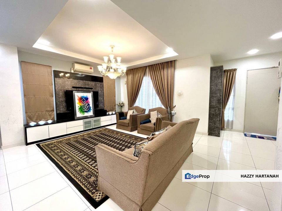 END LOT RENOVATED EXTENDED 2 Storey Hyperlink Marbella D’Kayangan, Seksyen 13 Shah Alam, Selangor, Shah Alam