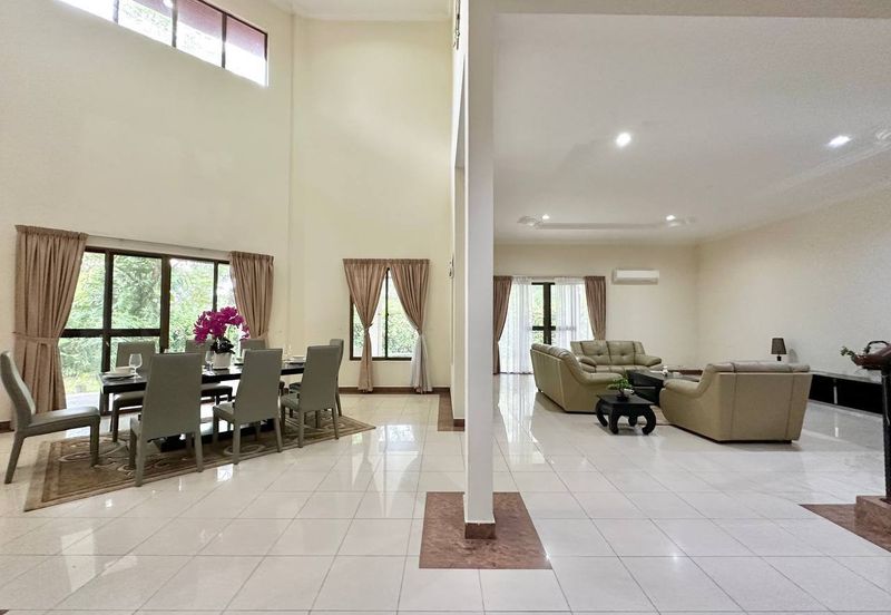 IOI Beverly Row @ IOI Resort City