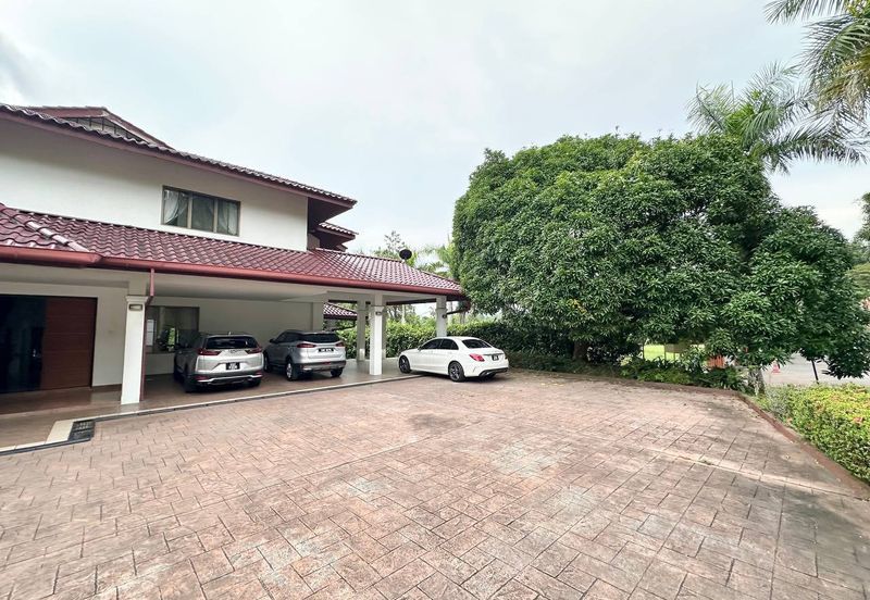 IOI Beverly Row @ IOI Resort City