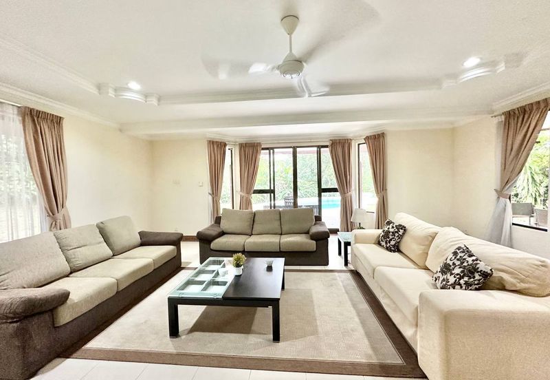 IOI Beverly Row @ IOI Resort City