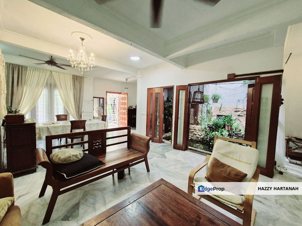 2 Storey USJ 4 Subang Jaya. Renovated and extended, Selangor, USJ