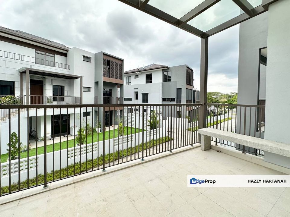 3-STOREY TERRACE END LOT THE MULIA RESIDENCE @ CYBERJAYA FOR SALE !!!, Selangor, Cyberjaya