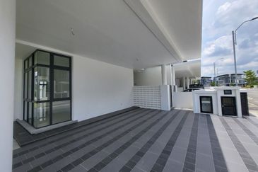 NEW HOUSE! [Freehold Individual Title] 3 Storey Semi-D 40'x80' @ Putrajaya
