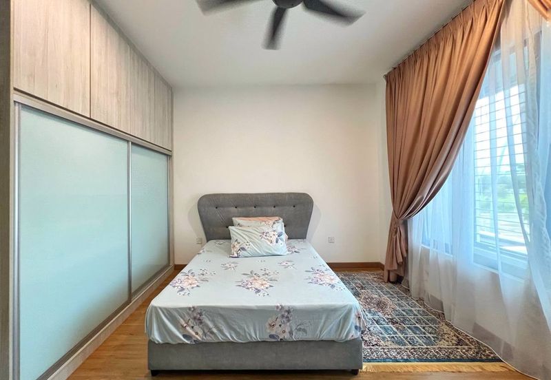 Elmina Green One @ City of Elmina