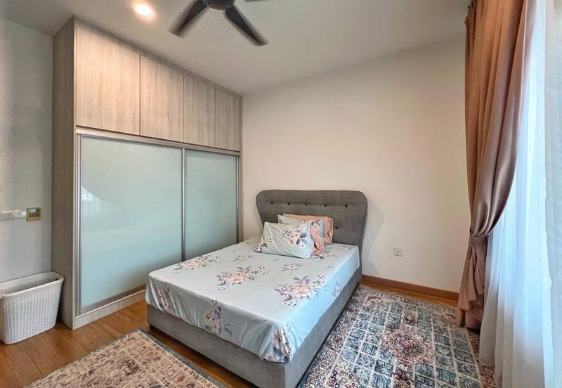 Elmina Green One @ City of Elmina