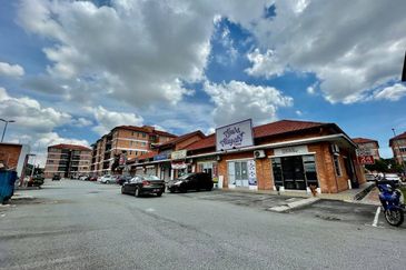 Alam Budiman Condominium (Pangsapuri Alam Budiman)