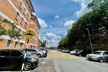 Alam Budiman Condominium (Pangsapuri Alam Budiman)