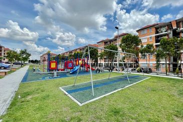 Alam Budiman Condominium (Pangsapuri Alam Budiman)