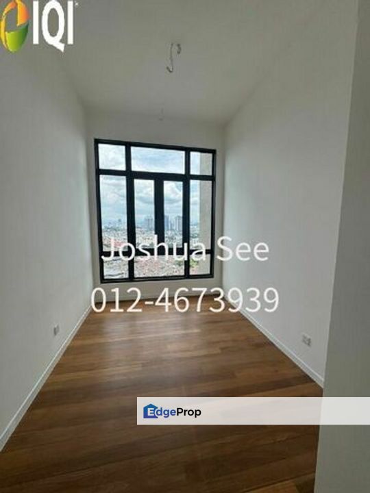 The Maple Residences, , 