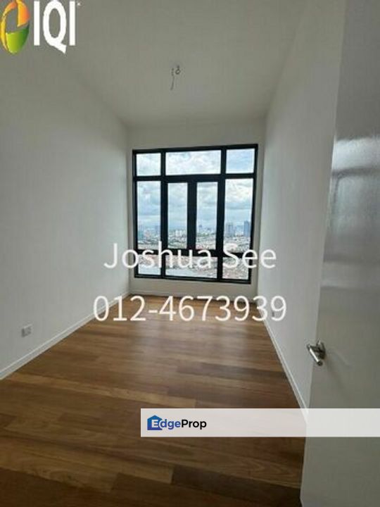 The Maple Residences, , 