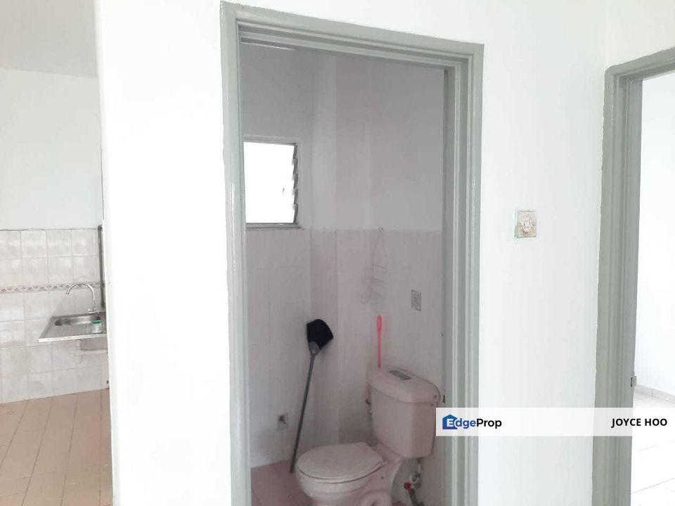 Pangsapuri Sri Camellia, Bandar Puteri, Puchong Glr  floor facing Swimming  Pool Basic unit, Selangor, Bandar Puteri Puchong