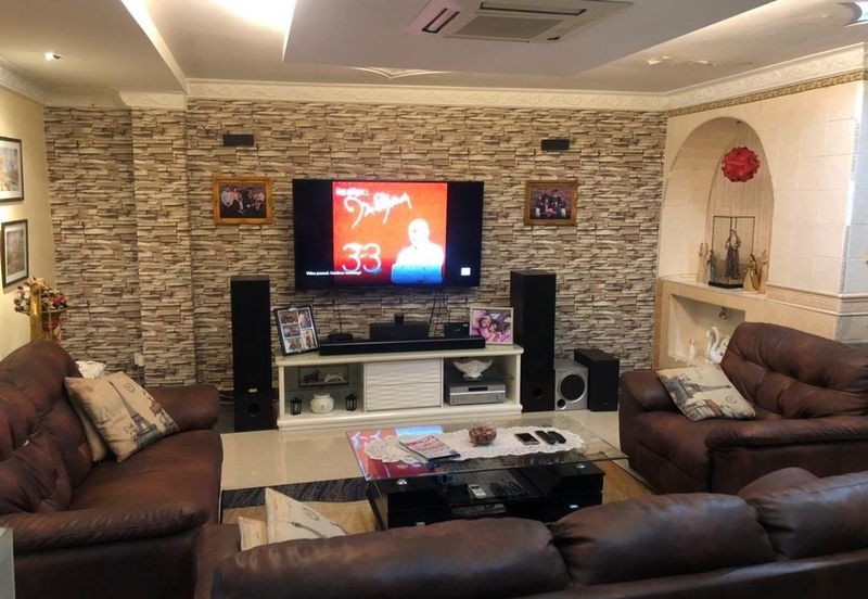 Puchong Perdana 27x65 fully Reno 250k with 5 room