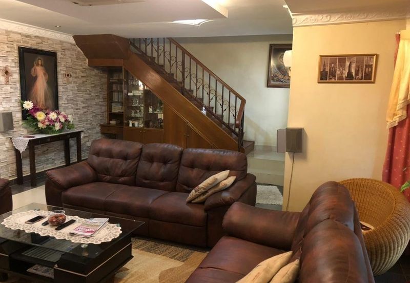 Puchong Perdana 27x65 fully Reno 250k with 5 room