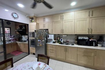 Vistaria Superlink Renovation land 3130sq 5R