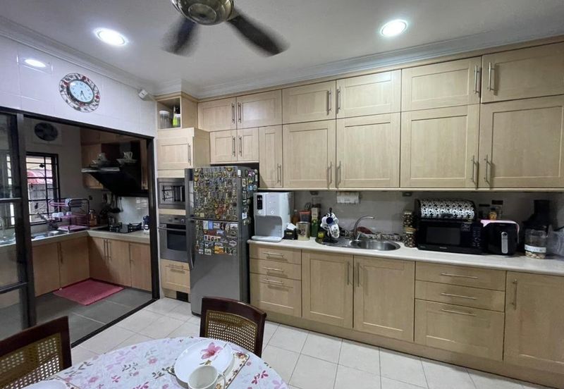 Vistaria Superlink Renovation land 3130sq 5R