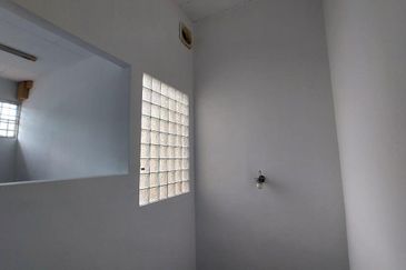 Puteri 8 Renovation Exten kitchen