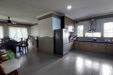 Puteri 9 semi-d fully Renovetion exp