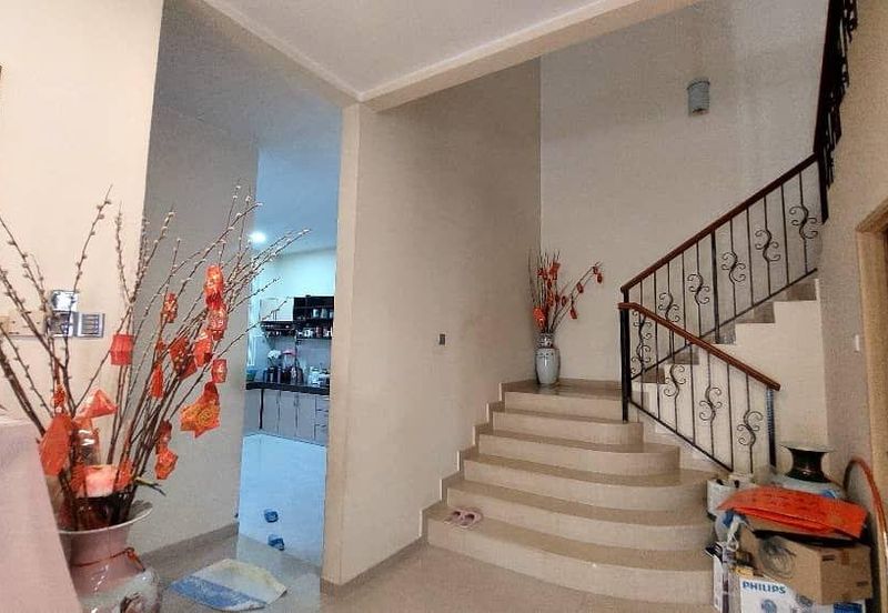 Puteri 9 semi-d fully Renovetion exp