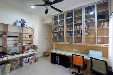 Puteri 9 semi-d fully Renovetion exp