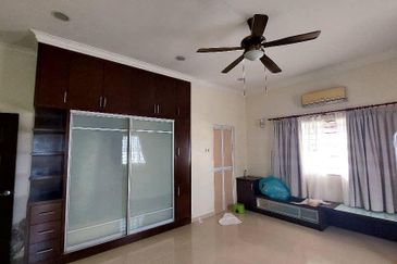 Puteri 9 semi-d fully Renovetion exp