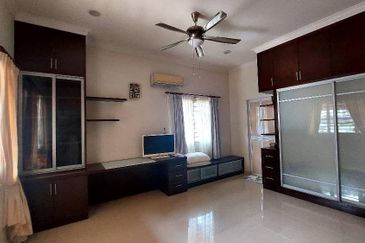 Puteri 9 semi-d fully Renovetion exp