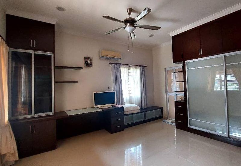 Puteri 9 semi-d fully Renovetion exp