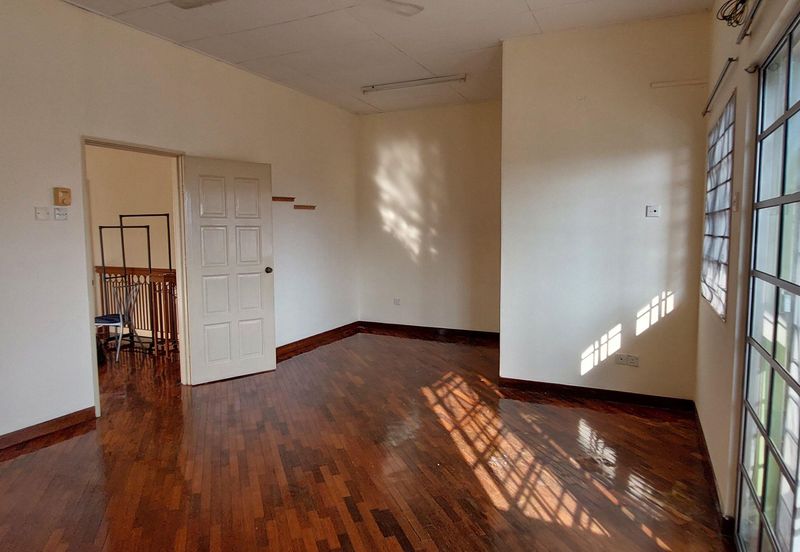 Puteri 12 basic unit