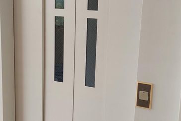 Laman Granview bran new 3 .5 sty with lift