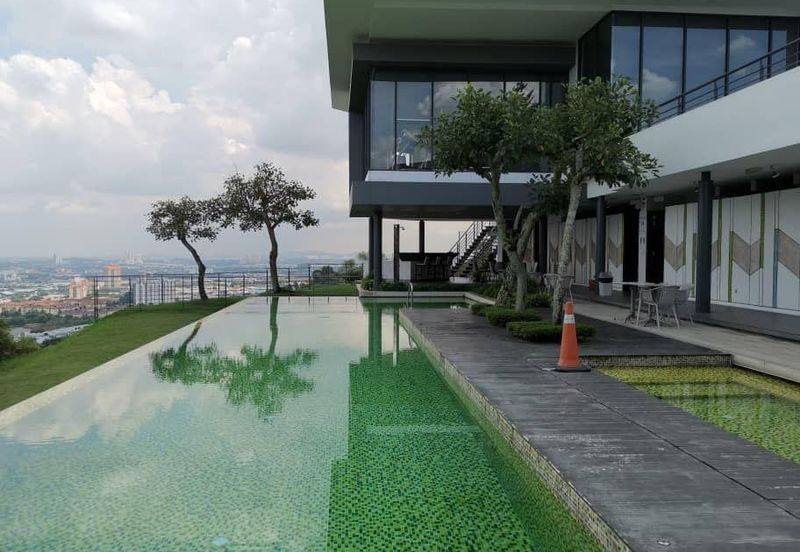 Saujana Laman Granview Bran new 3 Sty Bungalows