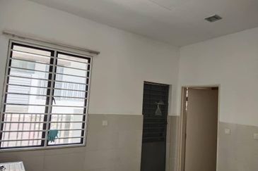 Saujana Laman Granview Bran new 3 Sty Bungalows