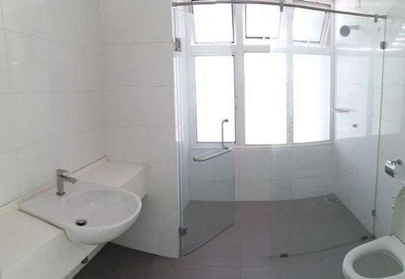 Saujana Laman Granview Bran new 3 Sty Bungalows