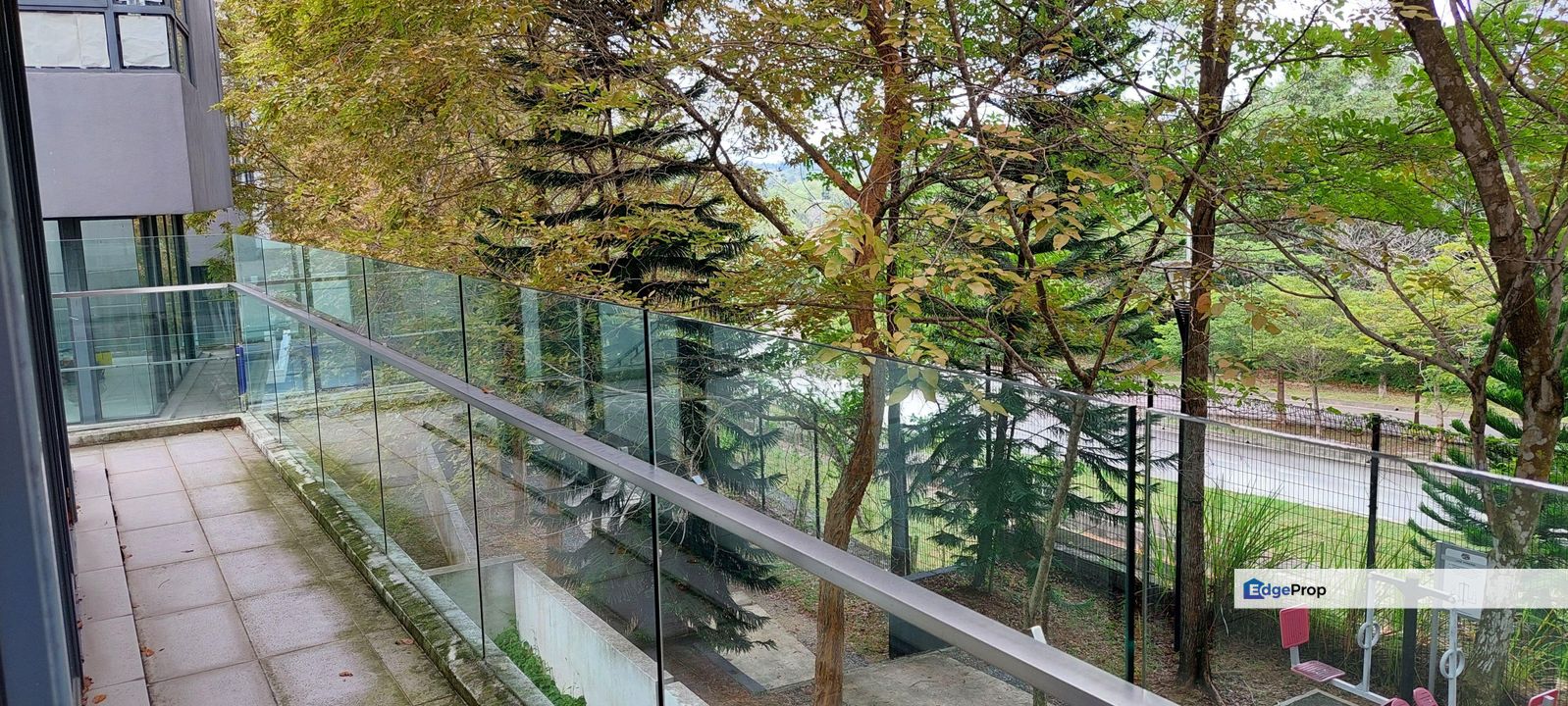 Laman Granview bran new 3 .5 sty with lift, Selangor, Puchong