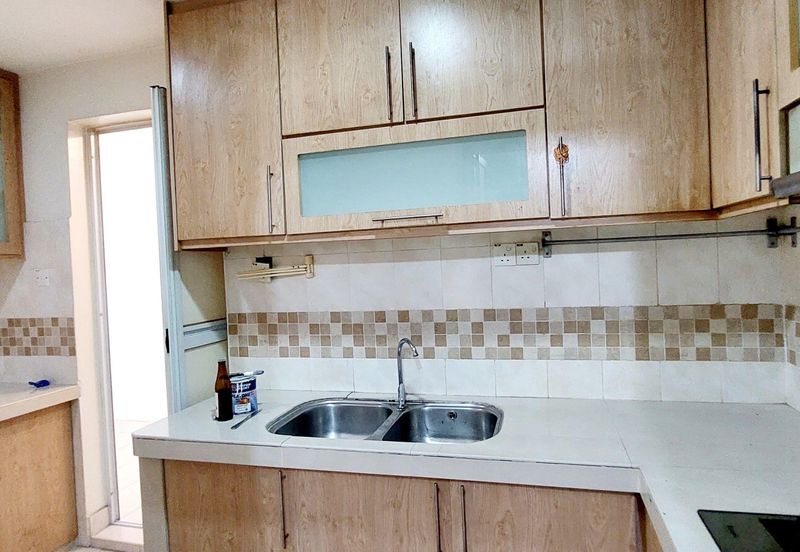 Puteri Bayu Apartment