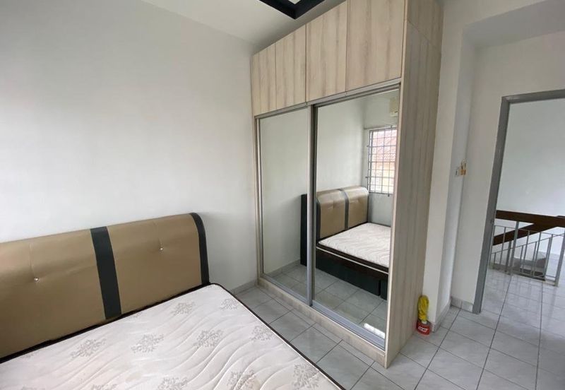 Puchong Vistaria Residences superlink 2 &half sty