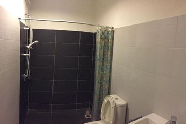 Puchong Vistaria Residences superlink 2 &half sty