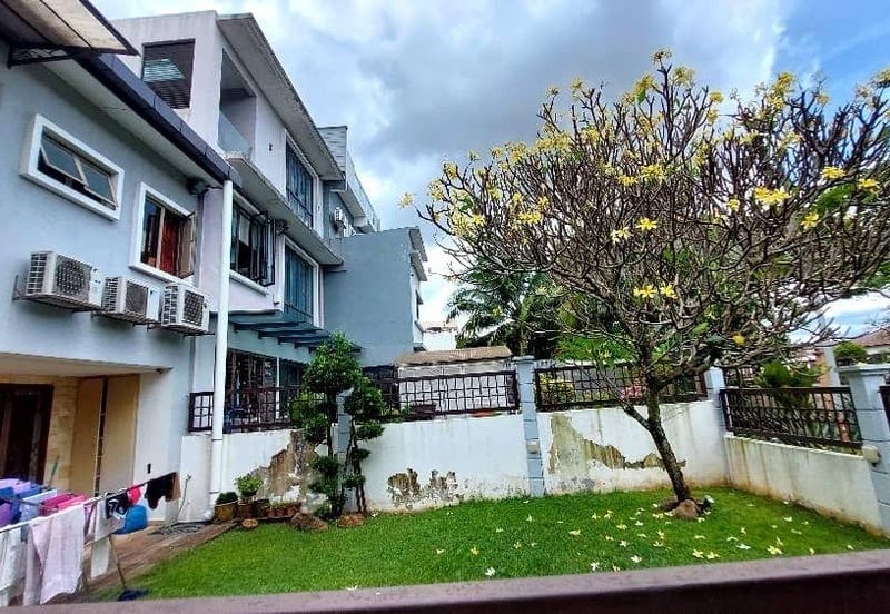 Puchong Vistaria Residences superlink 2 &half sty