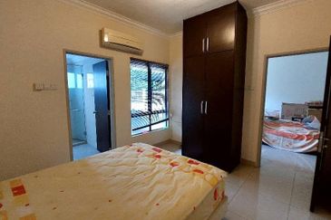 Puchong Vistaria Residences superlink 2 &half sty