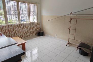 Puteri Bayu Apartment