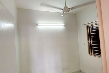 Puteri Bayu Apartment