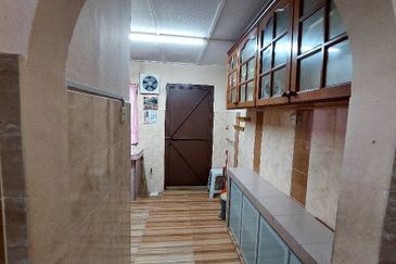 Wawasan 2 Puchong Renovation Epx 5room