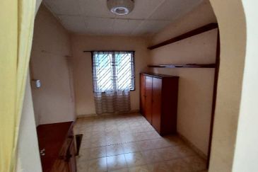 Wawasan 2 Puchong Renovation Epx 5room