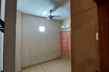 Wawasan 2 Puchong Renovation Epx 5room