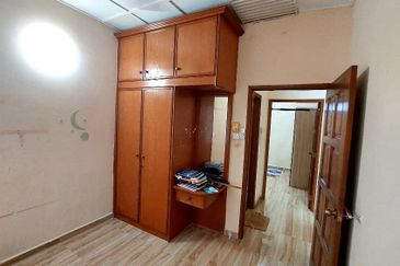 Wawasan 2 Puchong Renovation Epx 5room