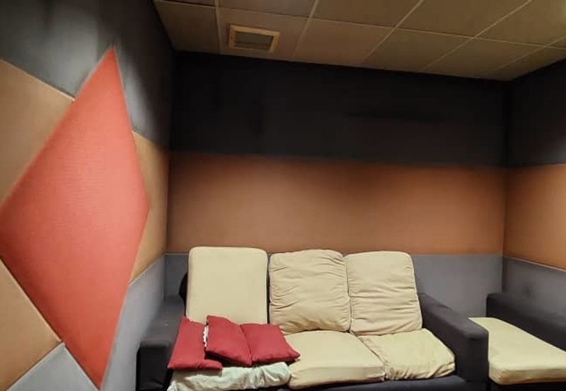 bandar Puteri 8 two and half sty move in conditon