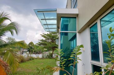 Taman Saujana Puchong